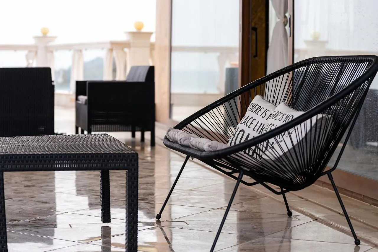 La Mer Luxury Apartments Golden Sands