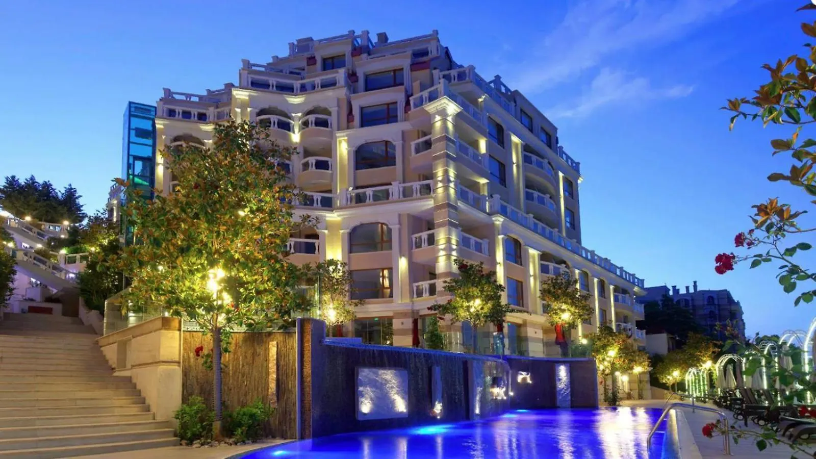 La Mer Luxury Apartments Golden Sands