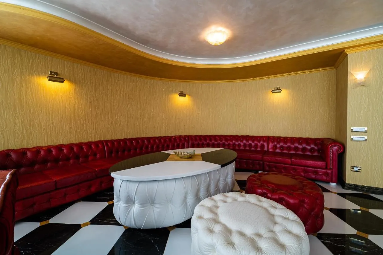 La Mer Luxury Apartments Golden Sands