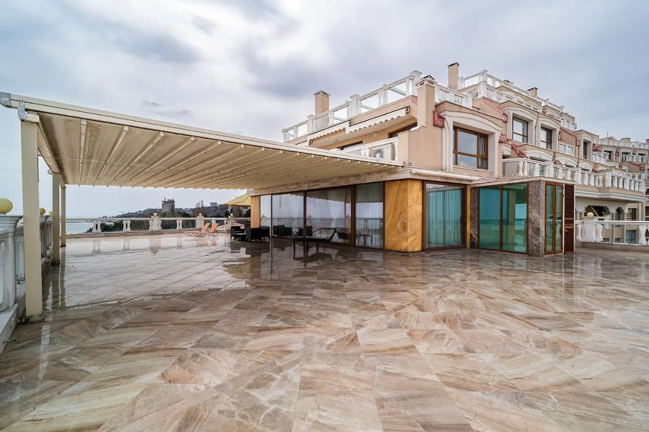 La Mer Luxury Apartments Golden Sands